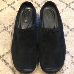 Keen Suede Clogs